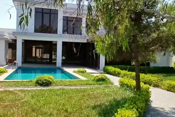 Satılır Bağ Evi şüvəlanda