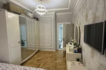 Satılır Yeni Tikili 8-ci Kilometrdə