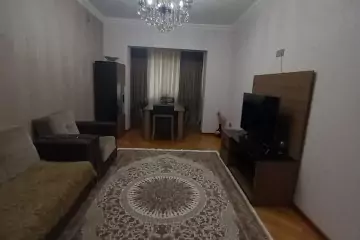 Satılır Köhnə Tikili 8-ci Mikrorayonda