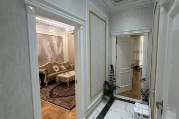 Satılır Yeni Tikili 8-ci Kilometrdə