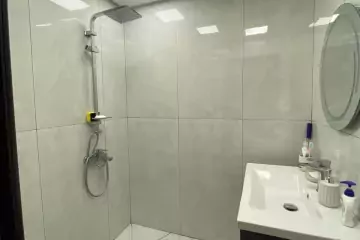 Satılır Köhnə Tikili Biləcəridə