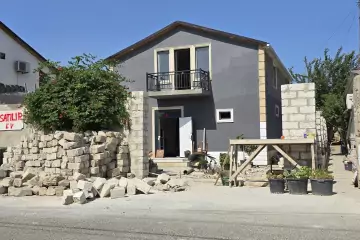 Satılır Bağ Evi Mərdəkanda