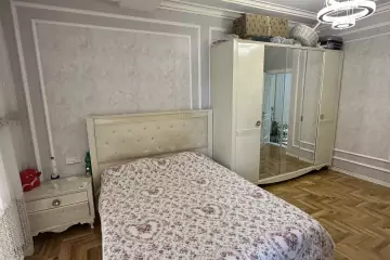 Satılır Yeni Tikili 8-ci Kilometrdə