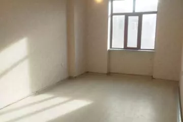 Satılır Yeni Tikili Masazırda