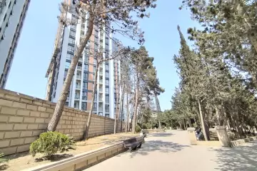 Satılır Yeni Tikili 2-ci Mikrorayonda