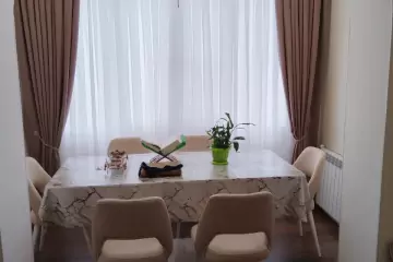 Satılır Köhnə Tikili İçərişəhərdə 