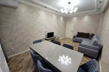Aylıq Kirayə Yeni Tikili Bakı Kinoteatrıda