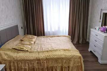 Satılır Köhnə Tikili İçərişəhərdə