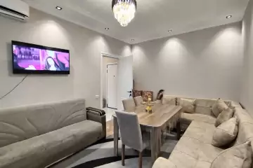 Satılır Yeni Tikili 2-ci Mikrorayonda