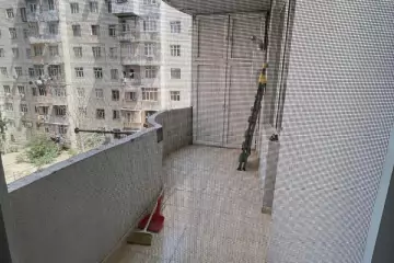 Satılır Yeni Tikili 8-ci Kilometrdə