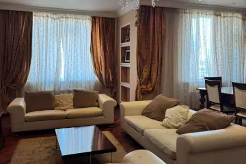 Aylıq Kirayə Yeni Tikili Azərbaycan Dillər Universitetində