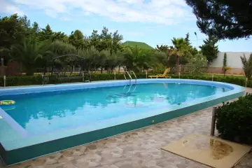 Günlük Kirayə Bağ Evi Mərdəkanda