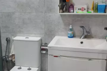 Satılır Yeni Tikili Nəsimi Bazarında