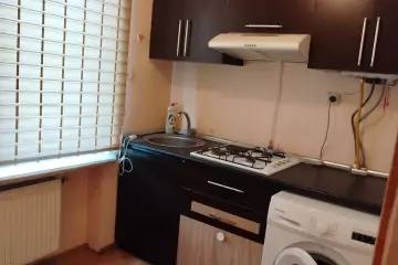 Aylıq Kirayə Köhnə Tikili Xalqlar Dostluğuda