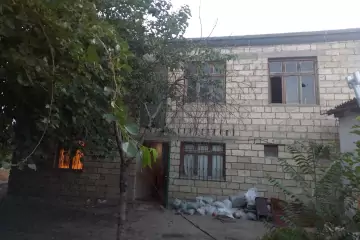 Satılır Həyət Evi Biləcəridə