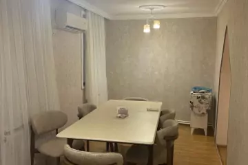 Satılır Köhnə Tikili Biləcəridə