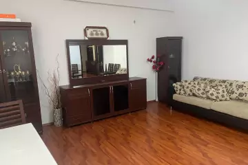 Satılır Yeni Tikili 8-ci Kilometrdə