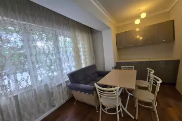 Aylıq Kirayə Köhnə Tikili Badamdarda