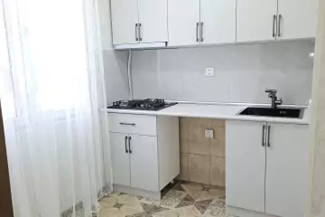Satılır Köhnə Tikili 2-ci Mikrorayonda