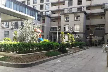 Aylıq Kirayə Yeni Tikili 28 May Metrosu ətrafında