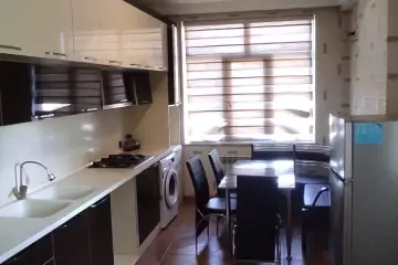Aylıq Kirayə Yeni Tikili 8-ci Kilometrdə