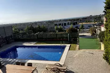 Günlük Kirayə Bağ Evi şüvəlanda
