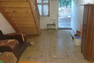 Satılır Həyət Evi Biləcəridə