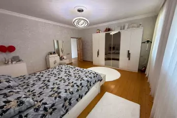 Satılır Həyət Evi Biləcəridə