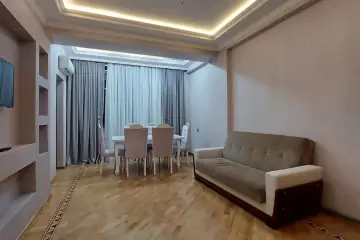 Aylıq Kirayə Yeni Tikili Heydər əliyev Mərkəzində