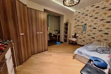 Satılır Yeni Tikili Elmler Akademiyasıda