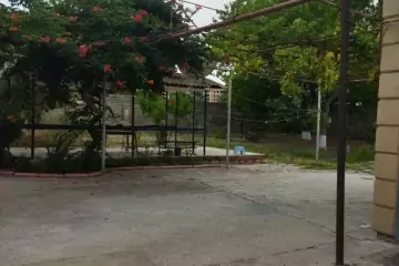 Günlük Kirayə Bağ Evi Abşeron Rayonunda