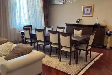 Aylıq Kirayə Yeni Tikili Azərbaycan Dillər Universitetində