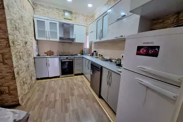 Aylıq Kirayə Yeni Tikili Beşmərtəbədə