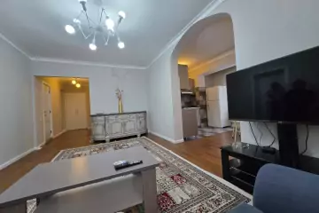 Aylıq Kirayə Köhnə Tikili Badamdarda