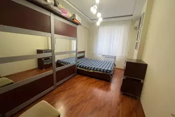 Satılır Yeni Tikili 8-ci Kilometrdə