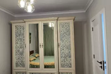 Aylıq Kirayə Köhnə Tikili Badamdarda