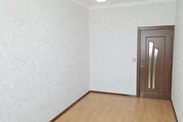 Satılır Köhnə Tikili 2-ci Mikrorayonda