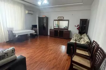 Satılır Yeni Tikili 8-ci Kilometrdə