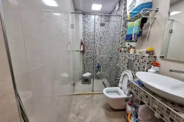 Satılır Yeni Tikili Elmler Akademiyasıda