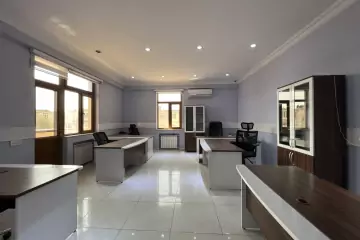 Satılır Yeni Tikili 7-ci Mikrorayonda