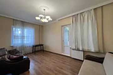 Satılır Köhnə Tikili Qaraçuxurda