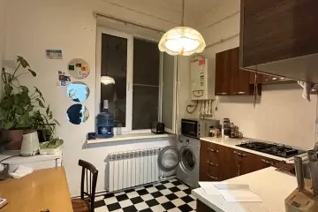 Satılır Köhnə Tikili Beşmərtəbədə