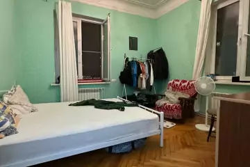 Satılır Köhnə Tikili Beşmərtəbədə