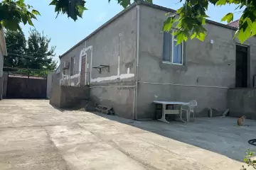 Satılır Həyət Evi Buzovnada