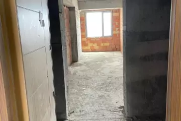 Satılır Yeni Tikili Ağ şəhər Kompleksində