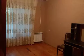 Satılır Köhnə Tikili Biləcəridə