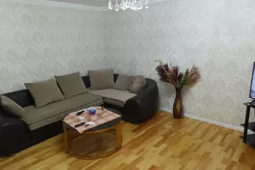 Aylıq Kirayə Köhnə Tikili 28 May Metrosu ətrafında