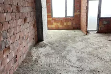 Satılır Yeni Tikili Ağ şəhər Kompleksində
