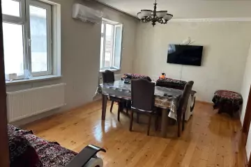 Satılır Həyət Evi Buzovnada