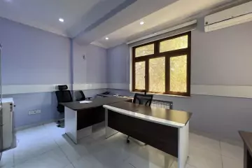 Satılır Ofis 7-ci Mikrorayonda